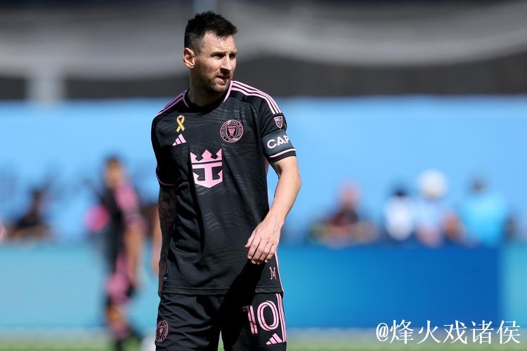 因天气原因导致的航班延误，梅西最后一日行程被推迟40分钟